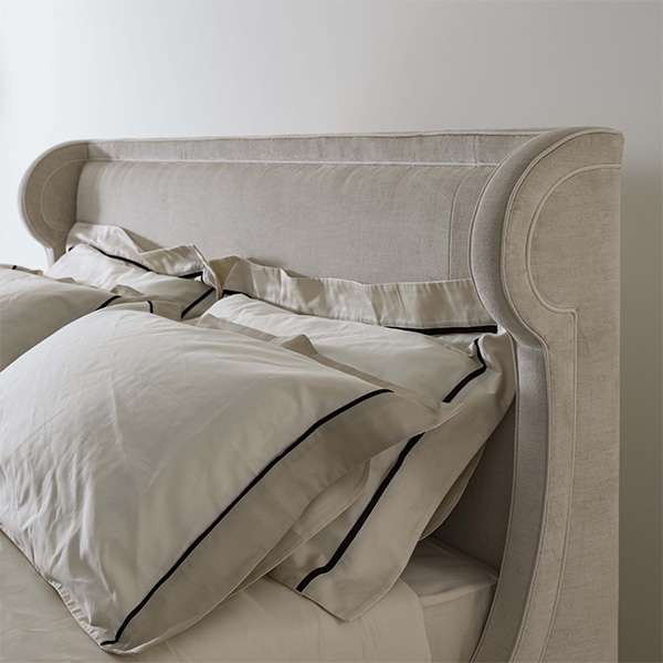 Ladone Bed