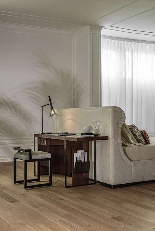 Ladone Bed