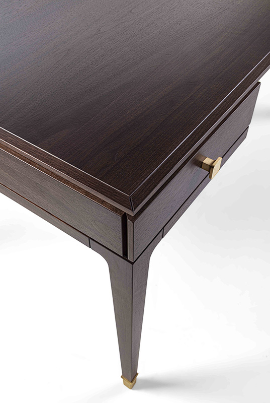 Nara Desk