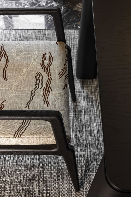 Roza Chair