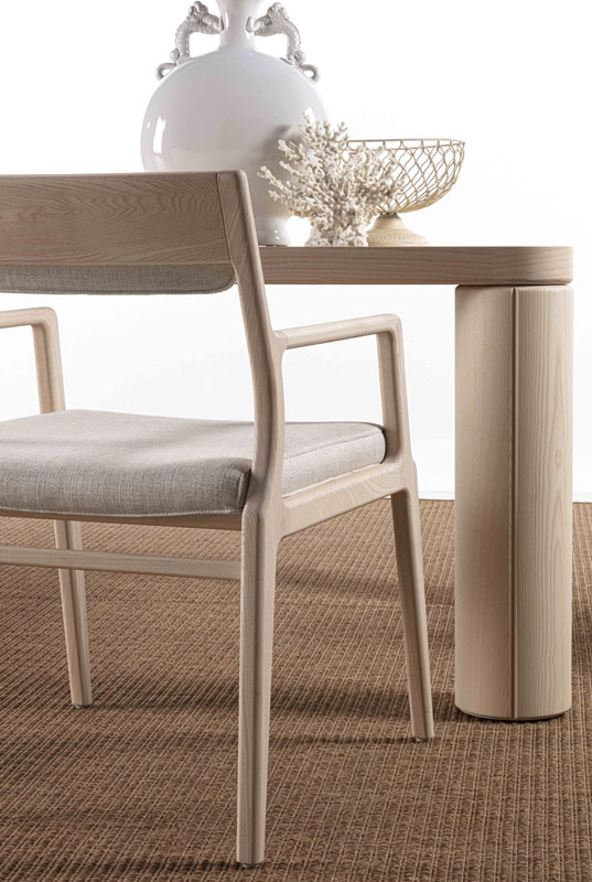 Roza Chair