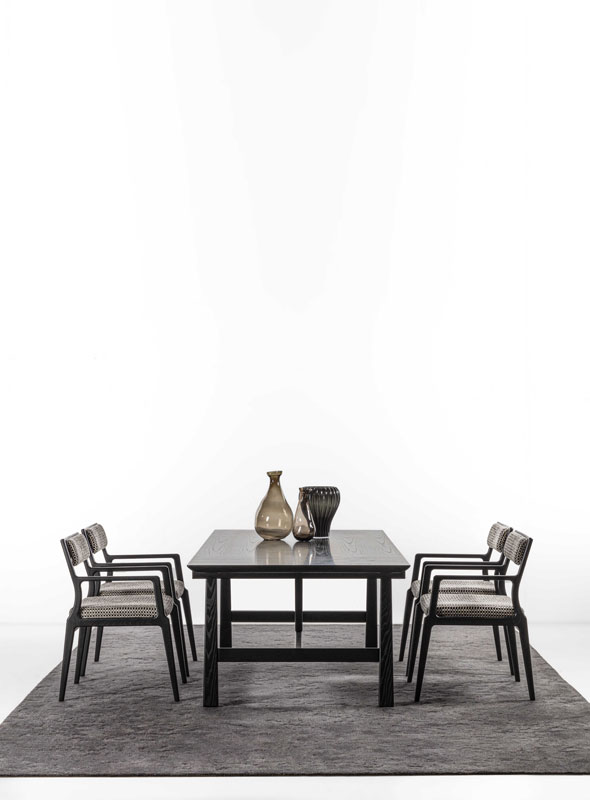 Roza Chair