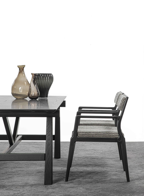 Roza Chair