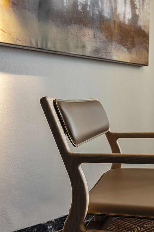 Roza Lounge Slim Armchair