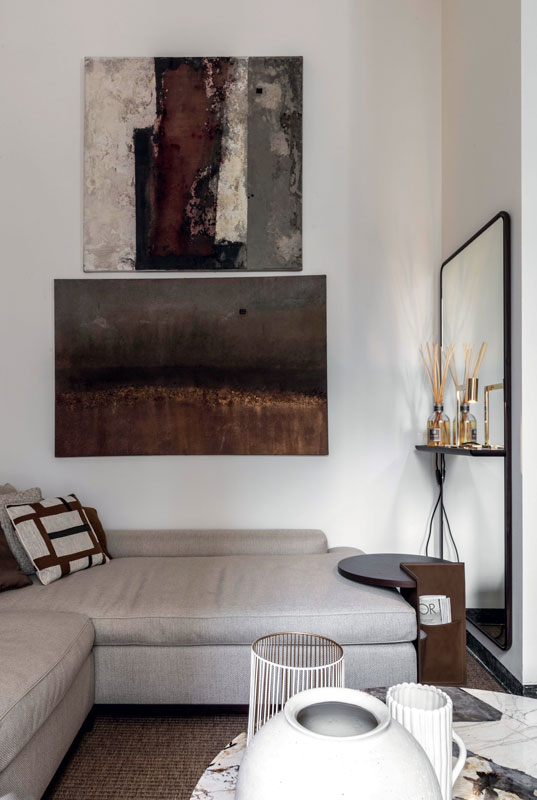 Spilla Mirror