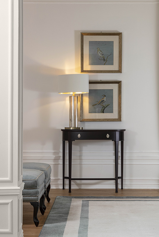Tiffany Console