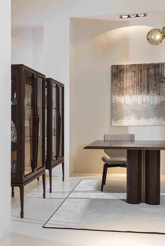 Tomo Dining Table