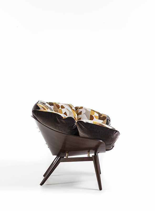Viola Club Chair