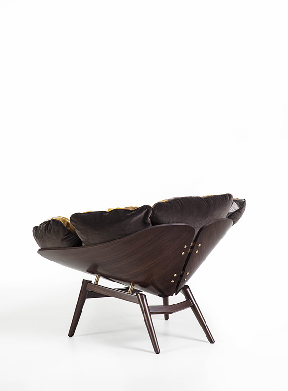 Viola Club Chair