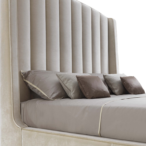 Zaffiro Alto Bed