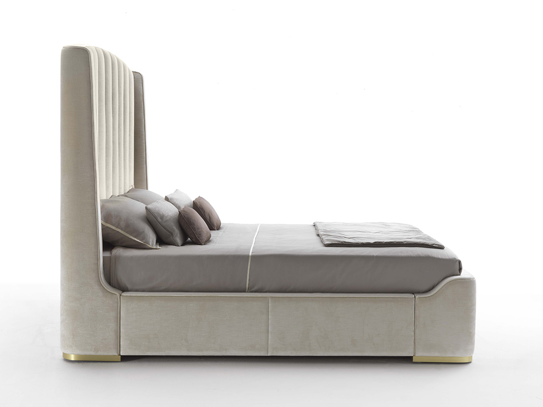 Zaffiro Alto Bed