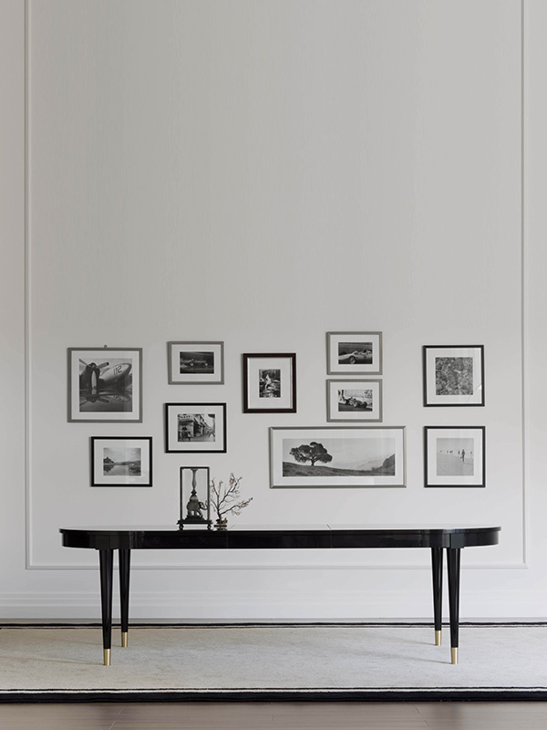 Zircone Dining Table