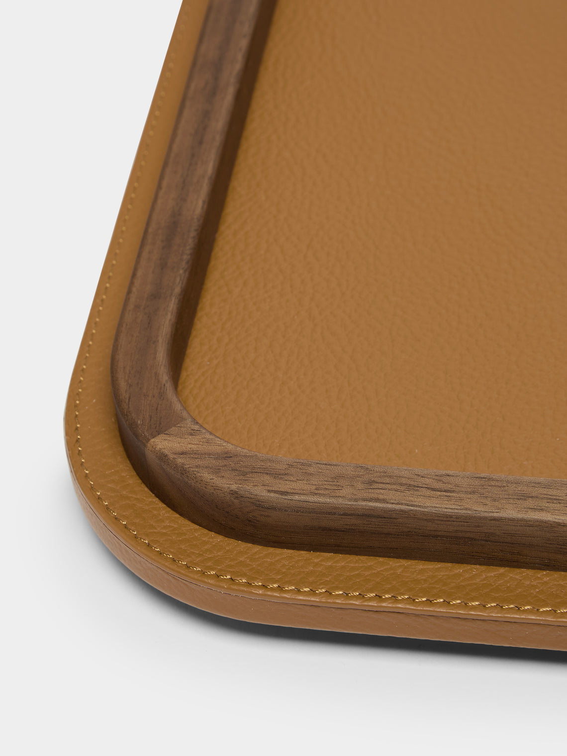 Walnut and Leather Tray (18.5in/47cm)