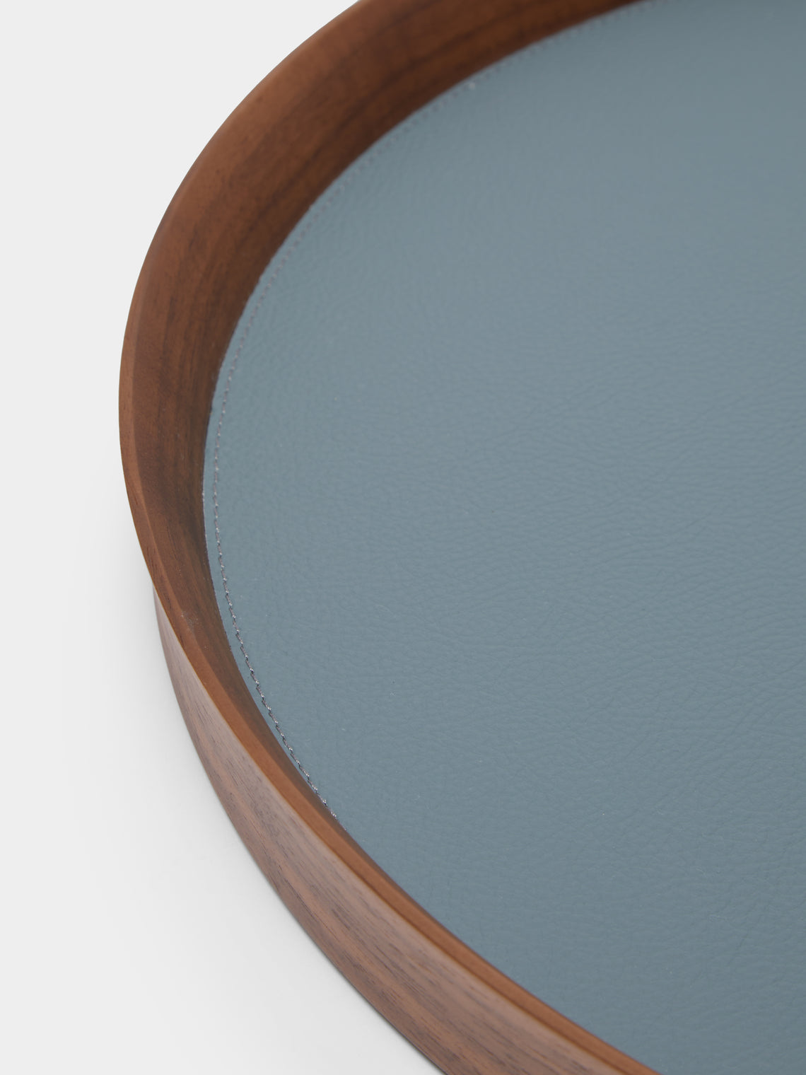 Walnut and Leather Round Tray (16.5in/42cm)
