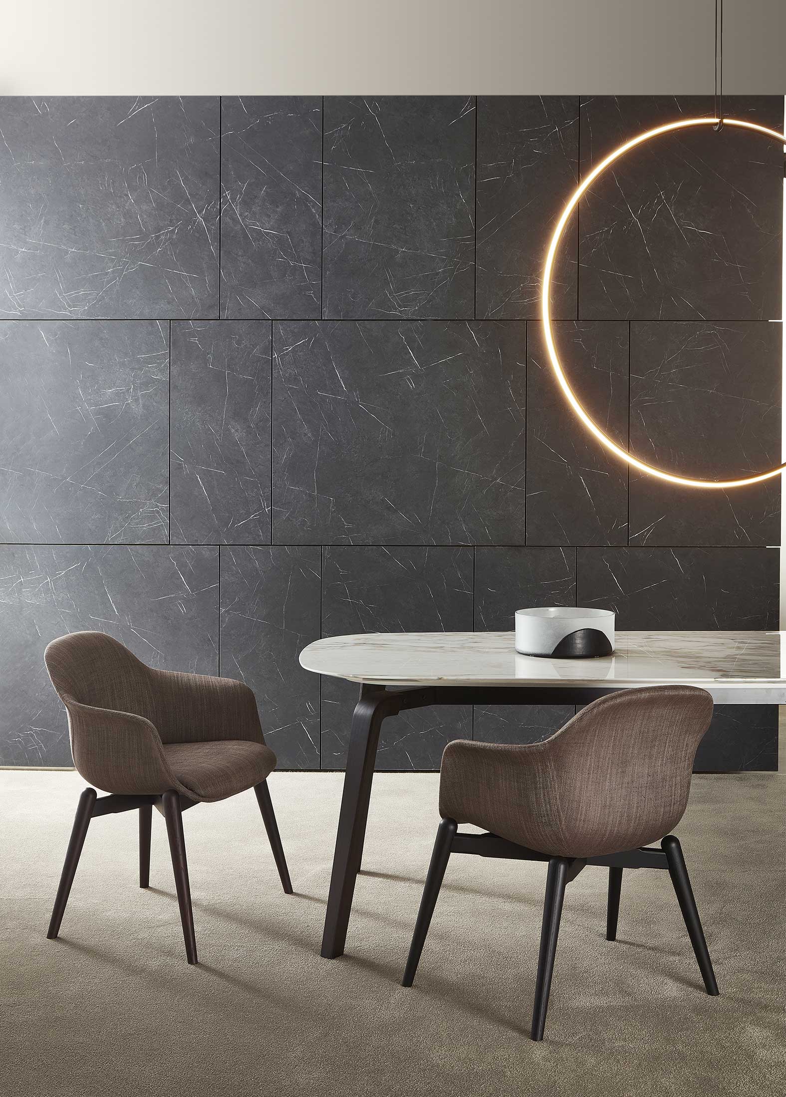 Chia Metal Base