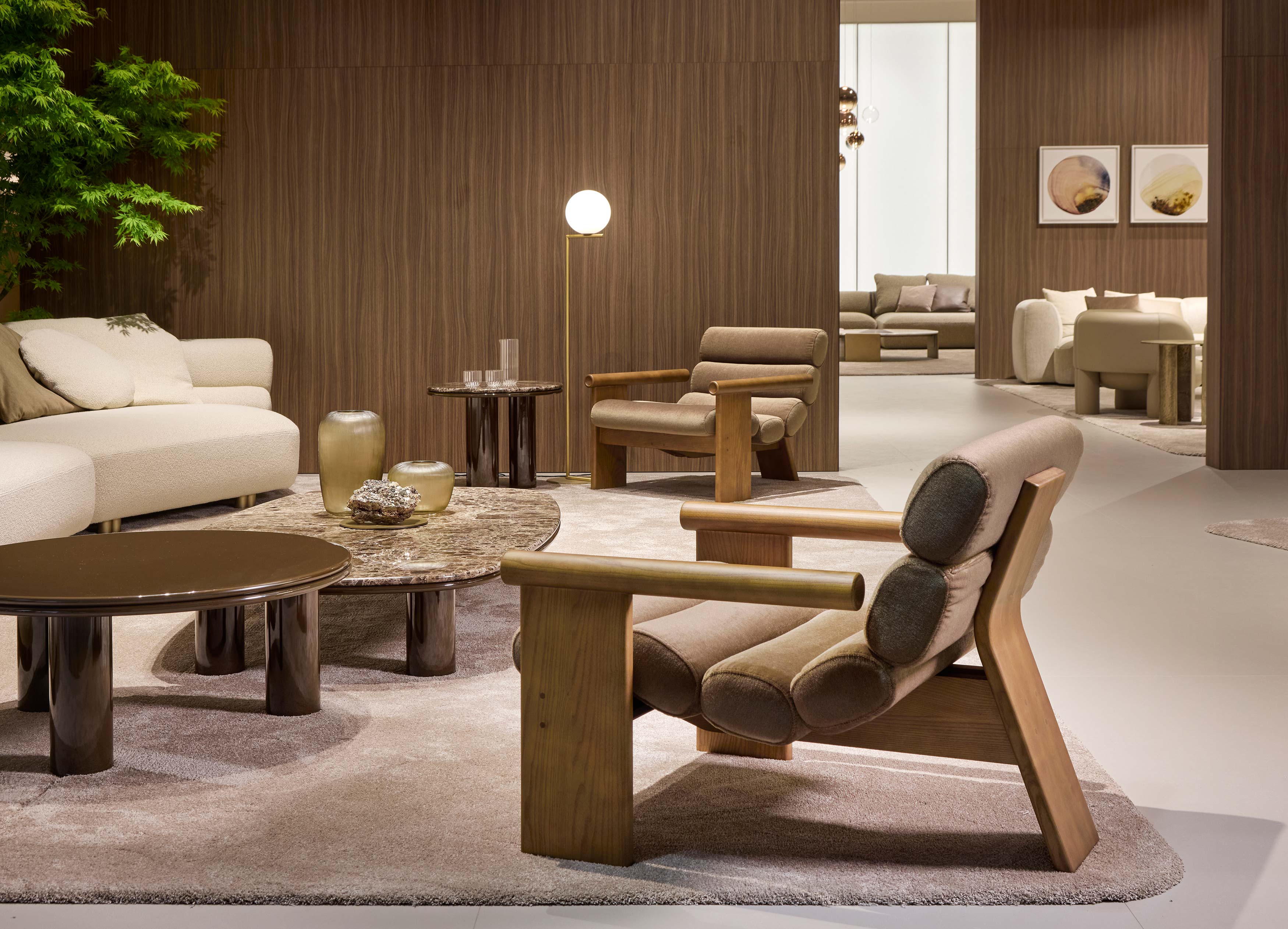 Lara Armchair
