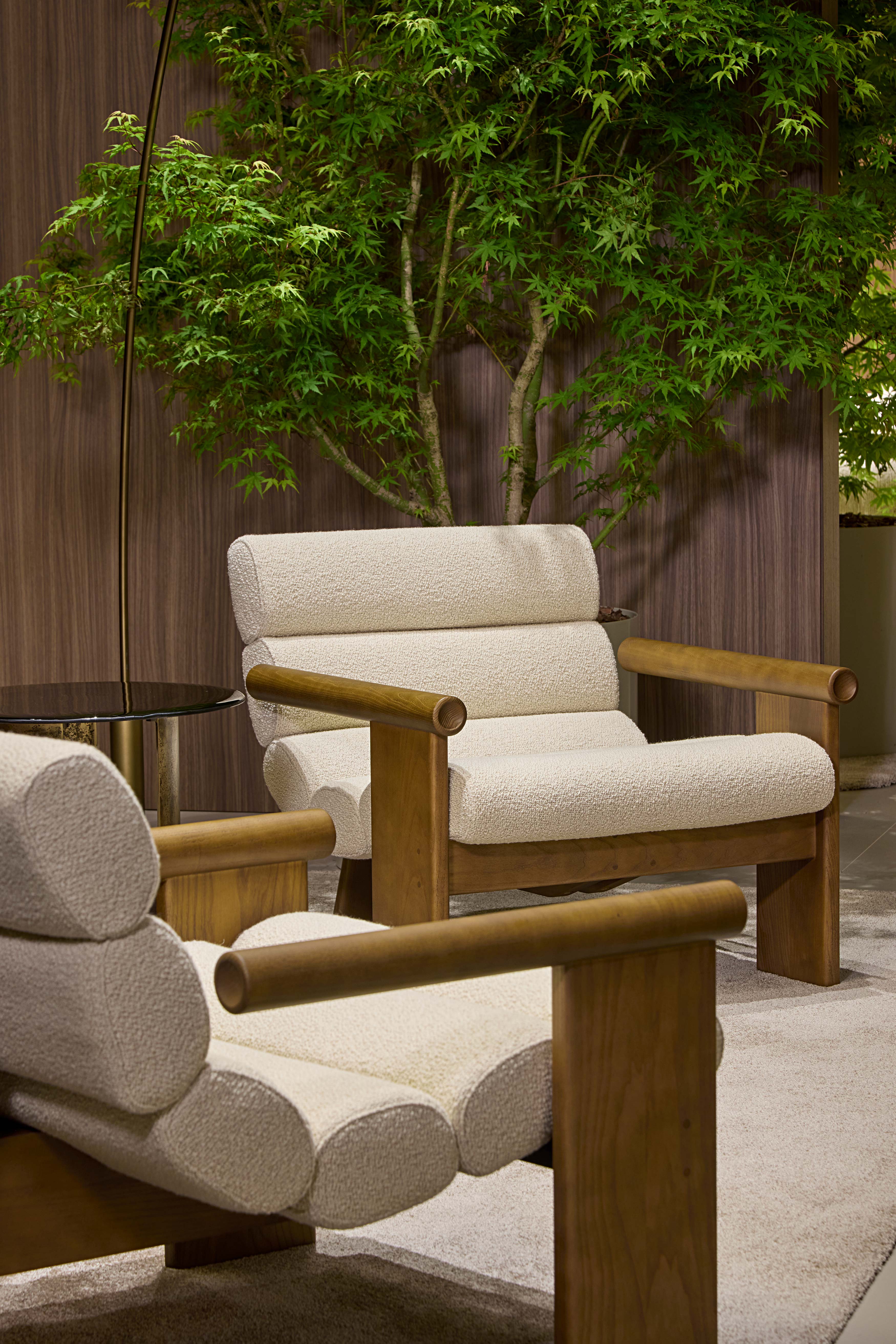 Lara Armchair