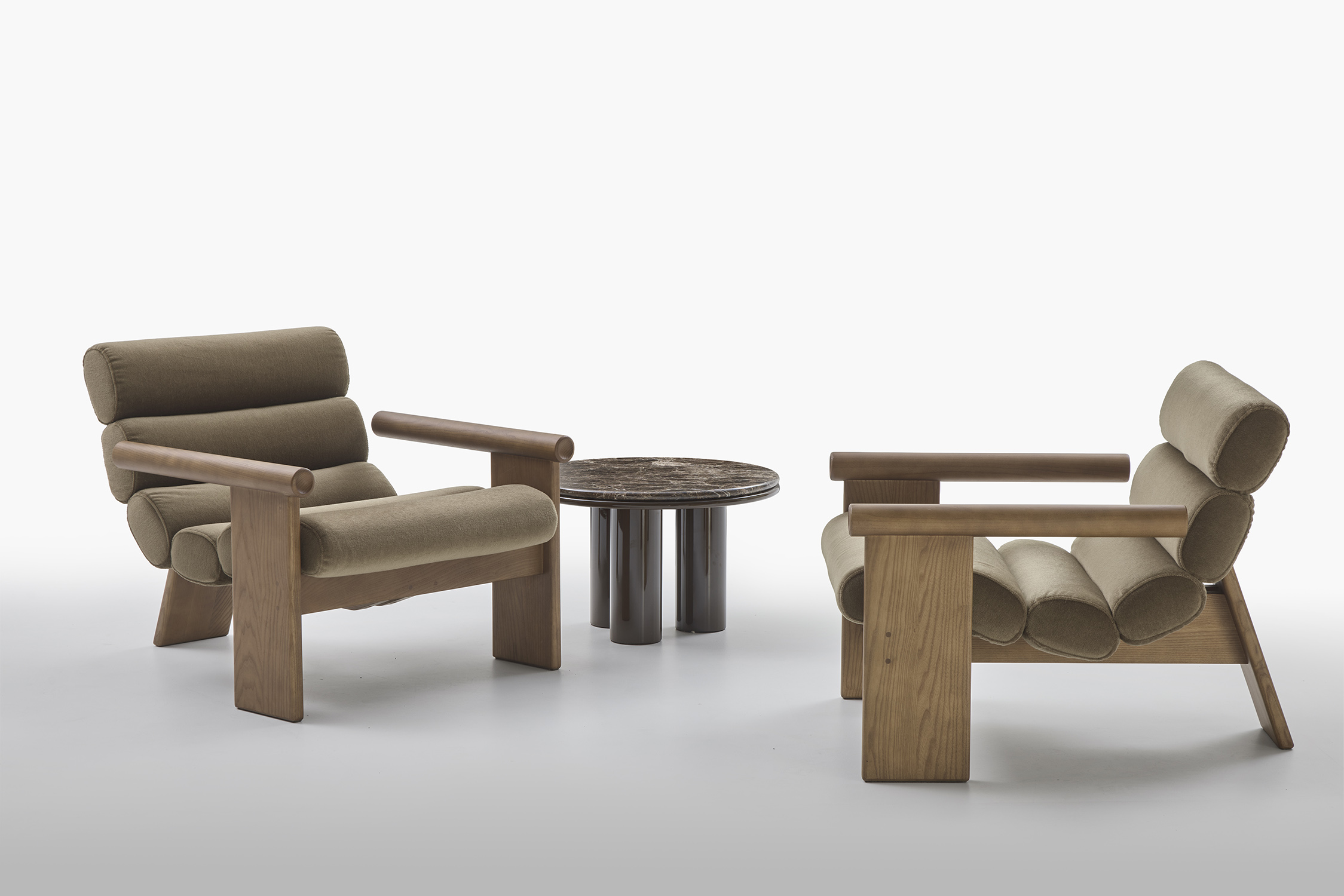Lara Armchair