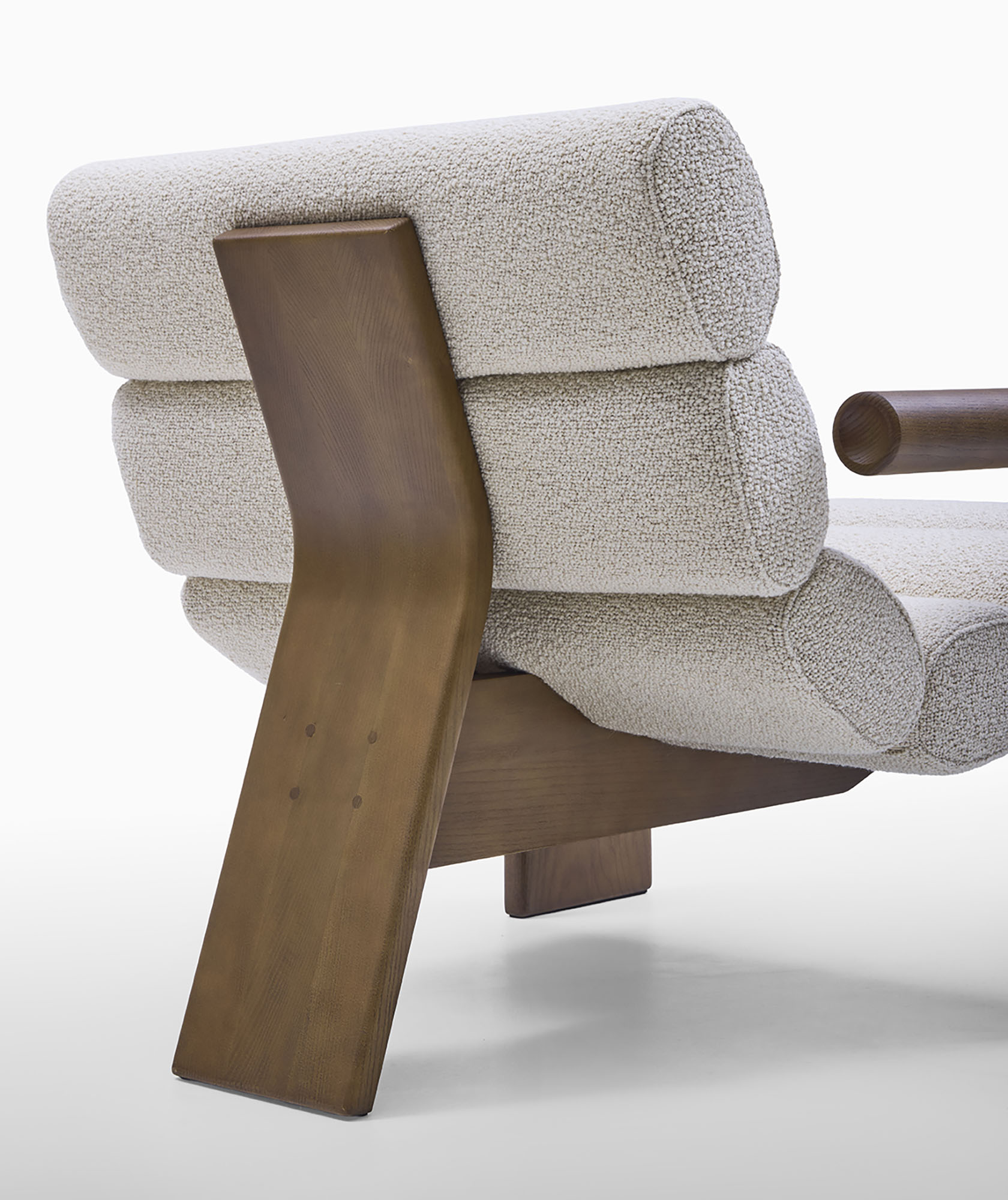 Lara Armchair