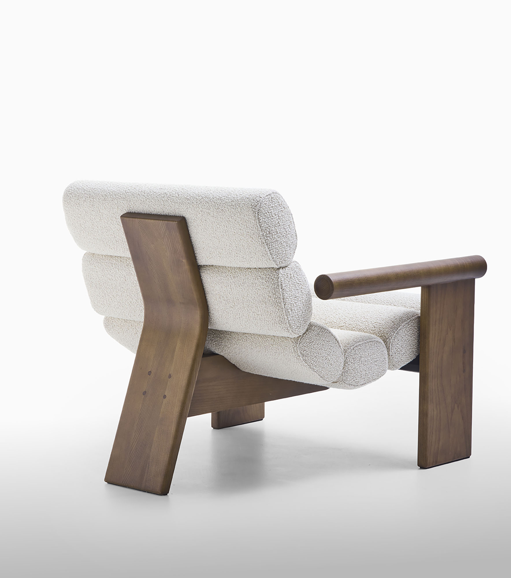 Lara Armchair