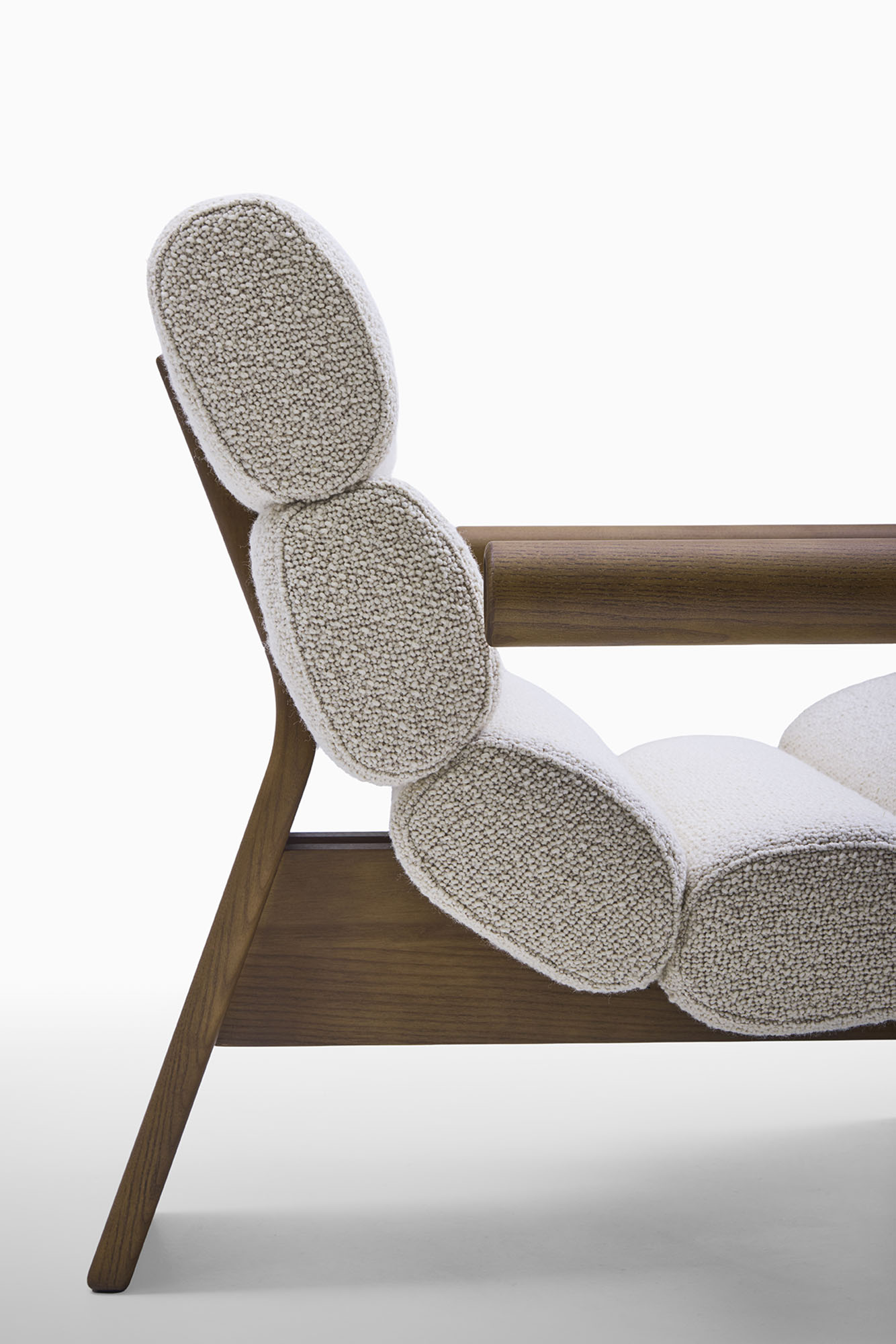 Lara Armchair