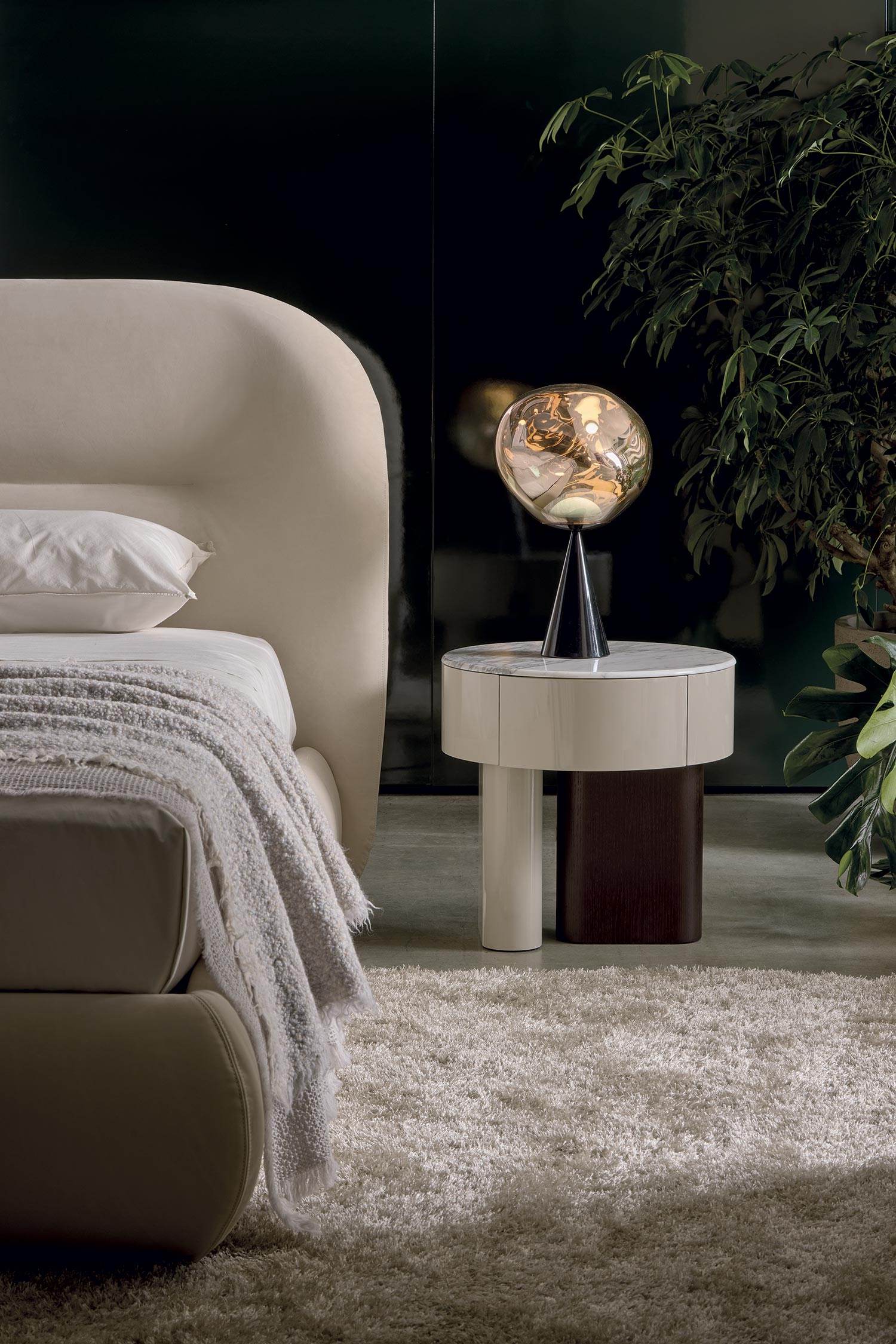 Onno Bedside Table