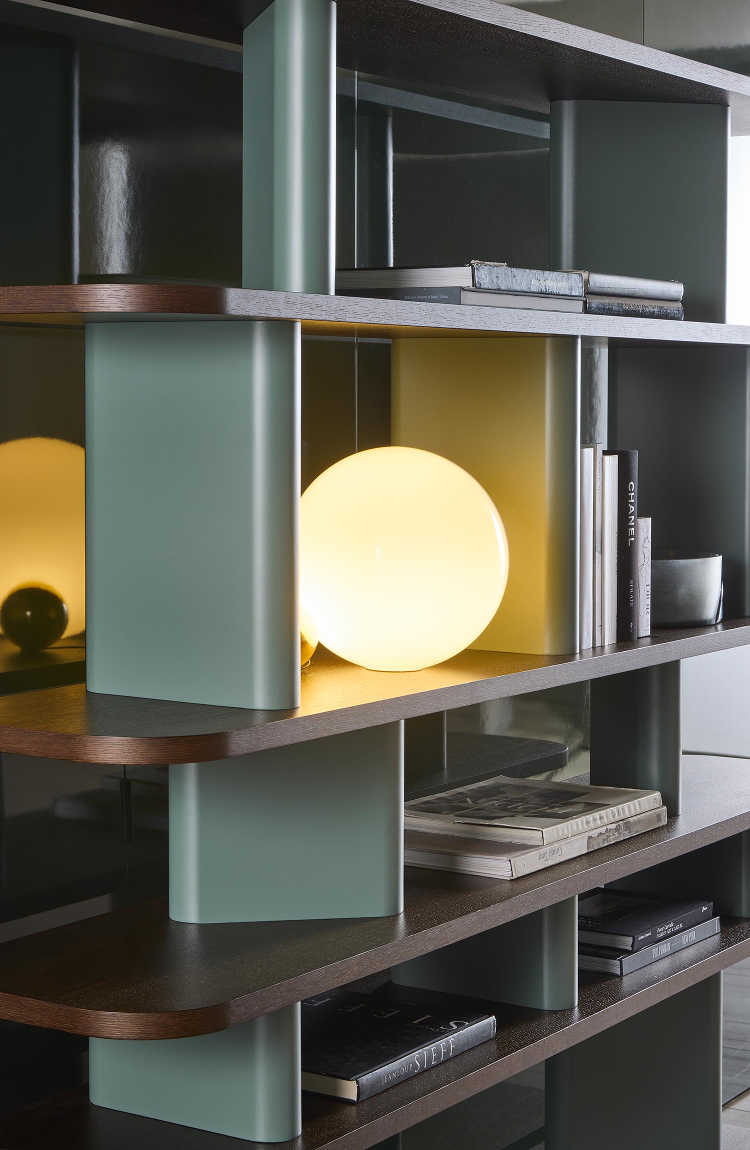 Onno Bookshelf
