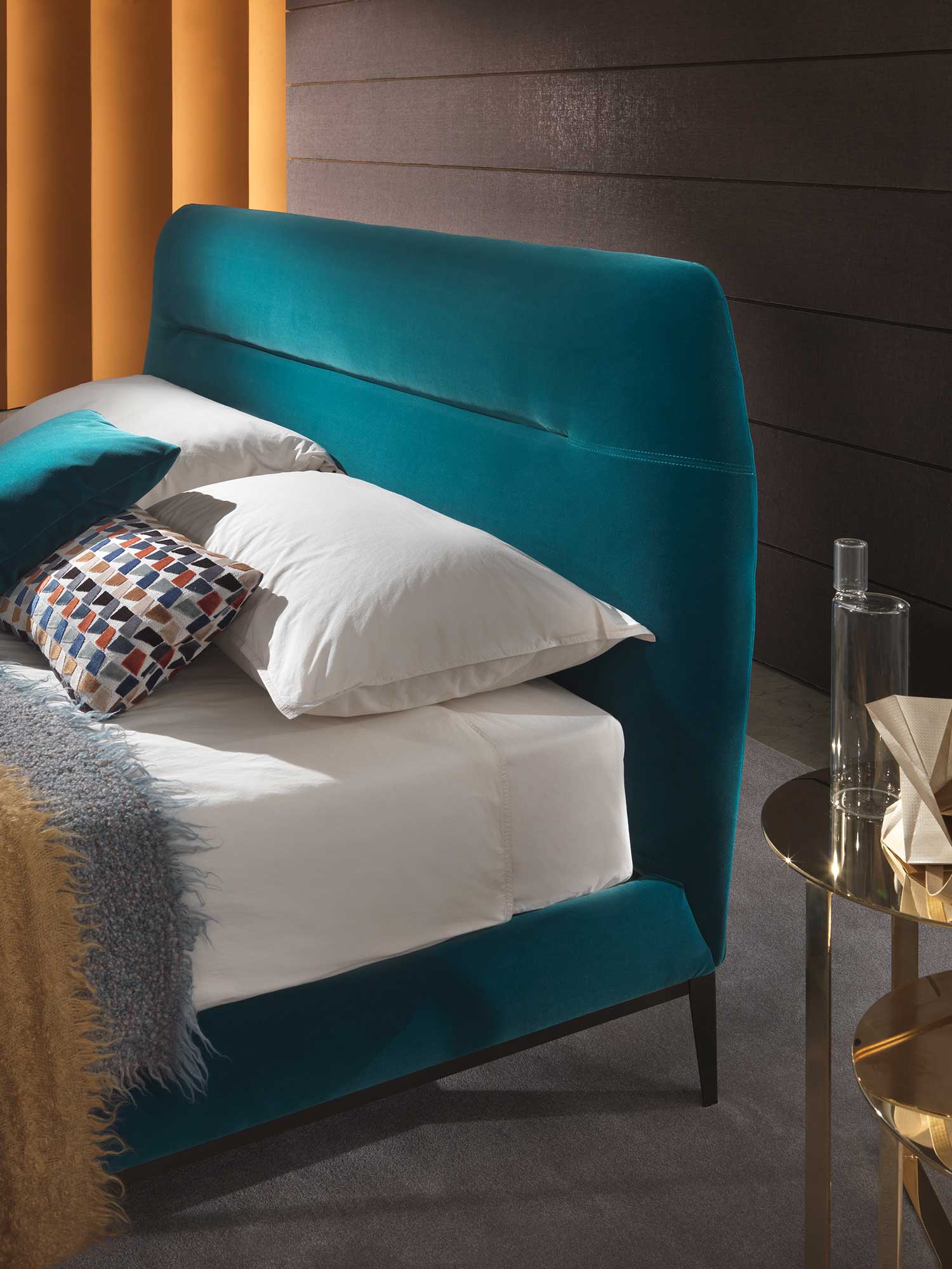 Ritz Bed