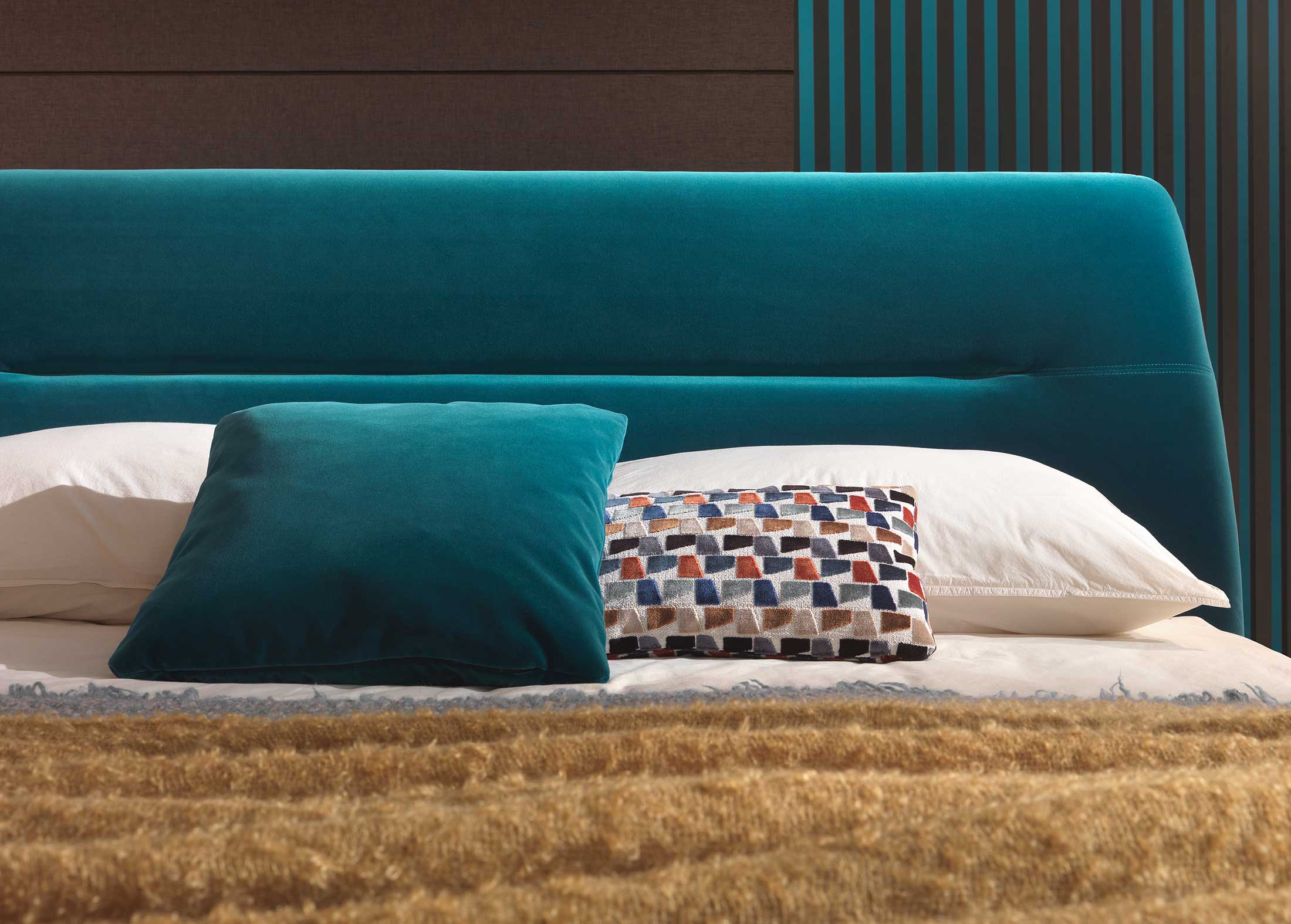 Ritz Bed