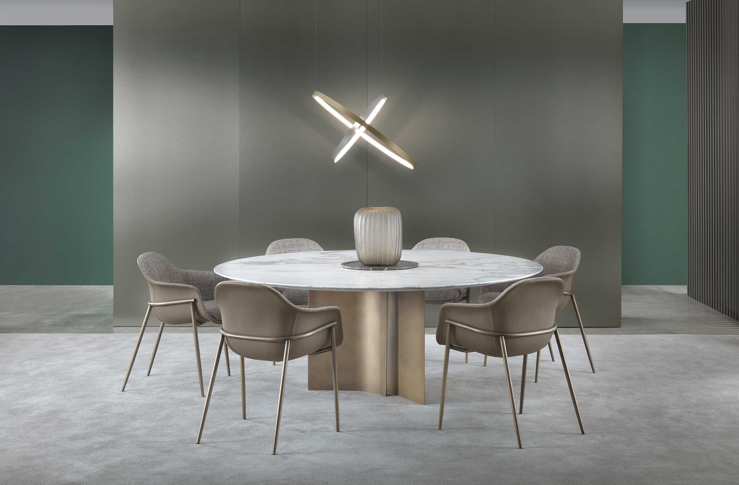 Wave Dining Round