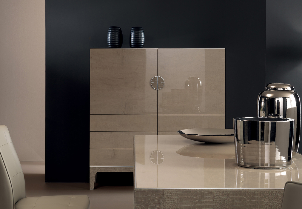 2 Door with drawers cabinet Mplace
