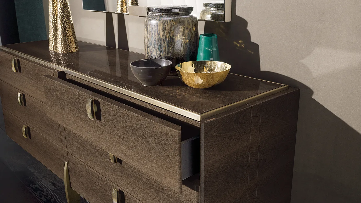 Dresser Fashion Affair