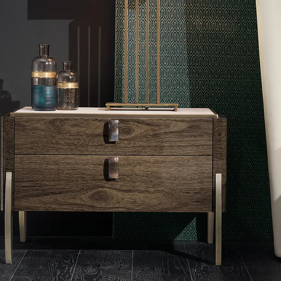 Nighstand Fashion Affair