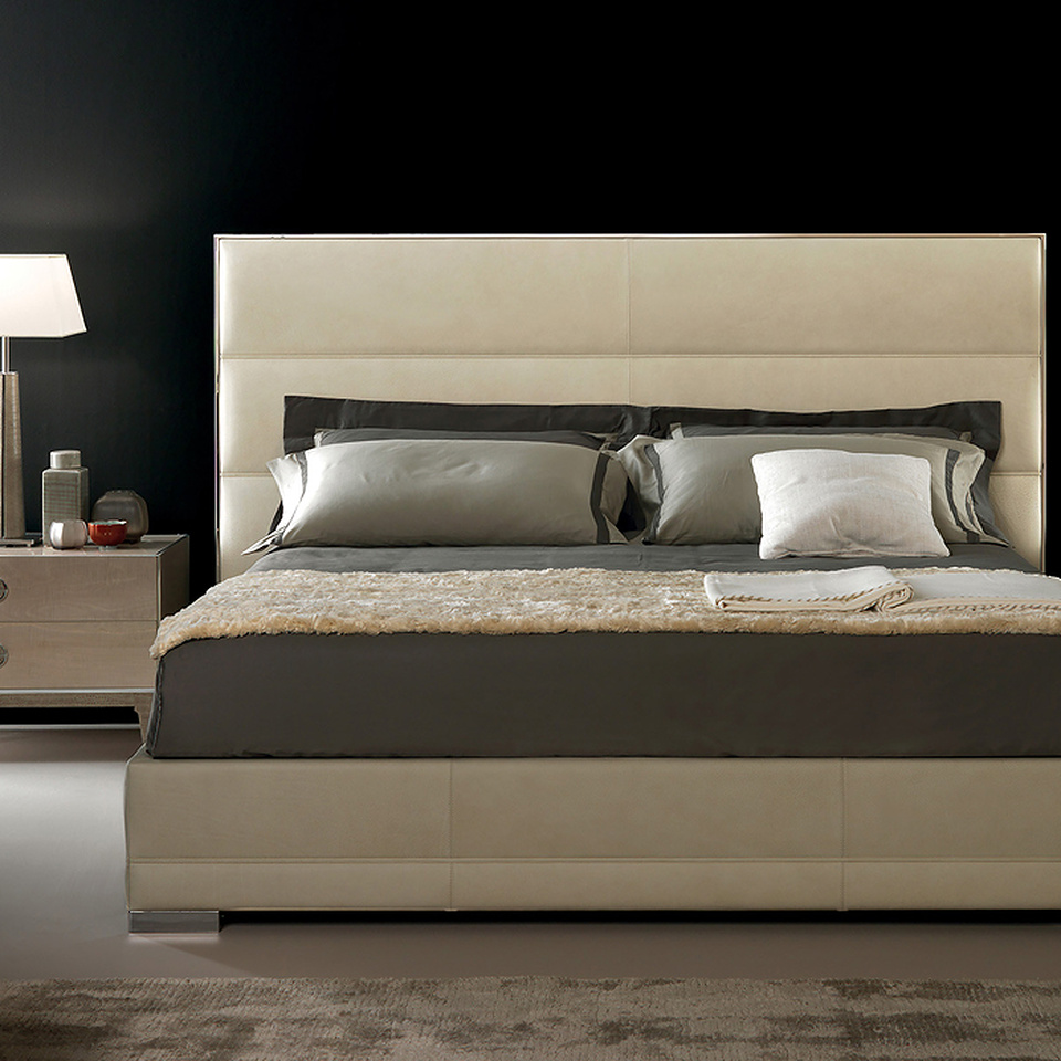 Nightstand Mplace