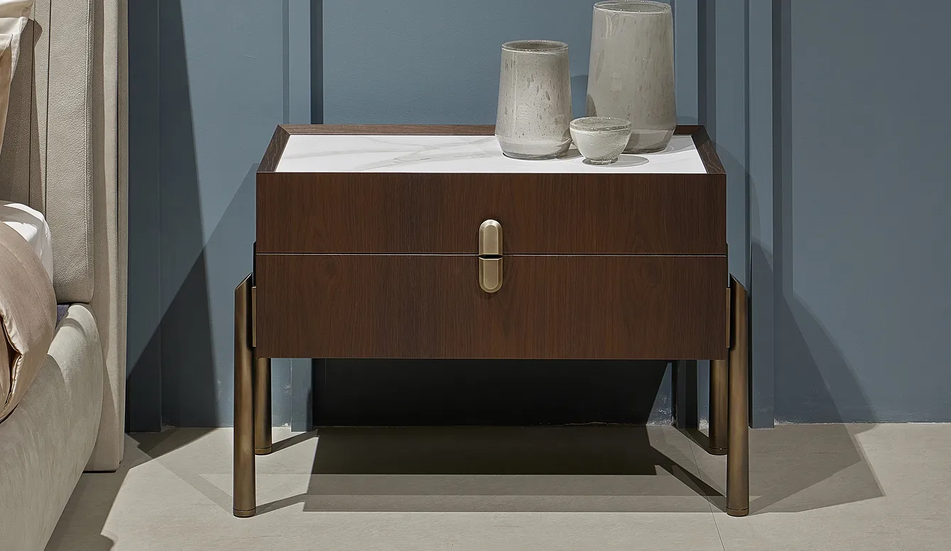 Nightstand Stay