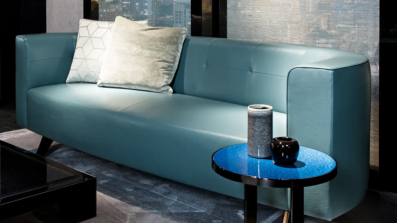 Black&More Oval sofa