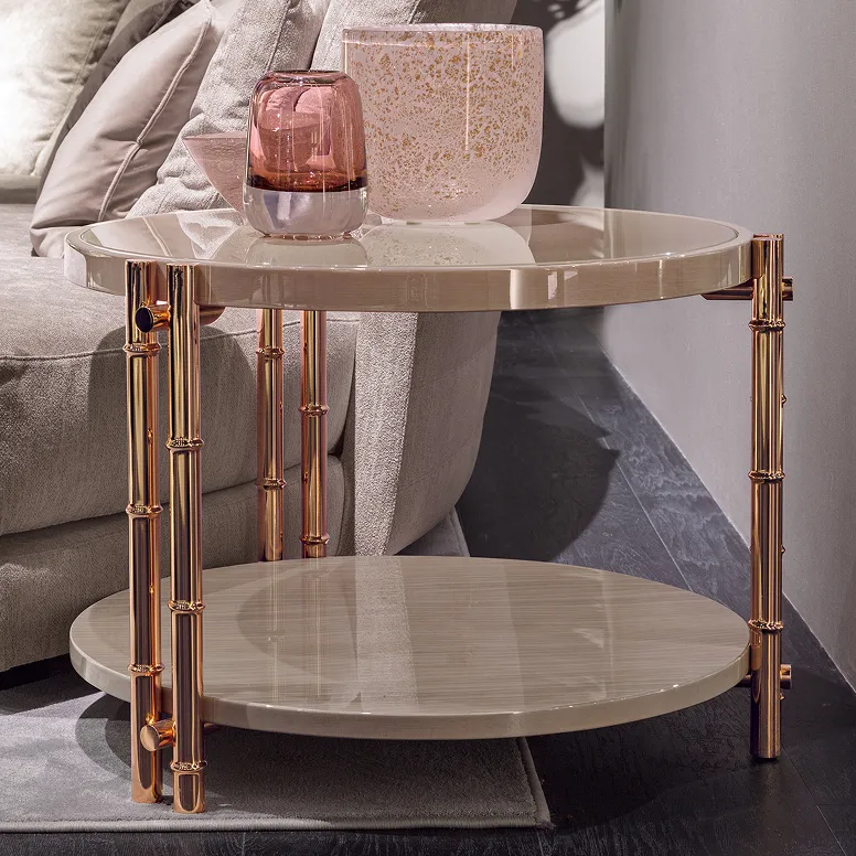 Round lamp table My story