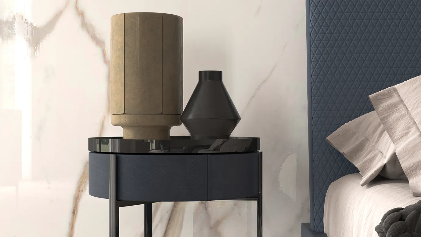 Round nightstand Must Have