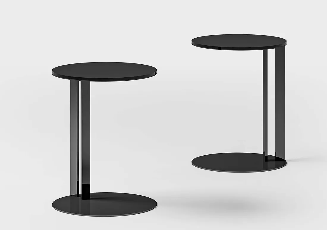 Round side table Must Have