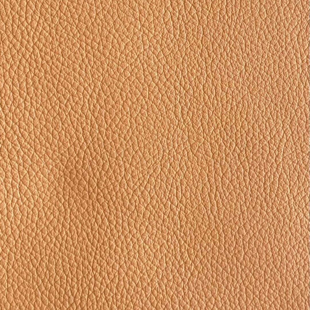 Round table Must Have