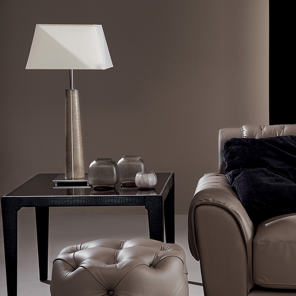 Small Table lamp Mplace