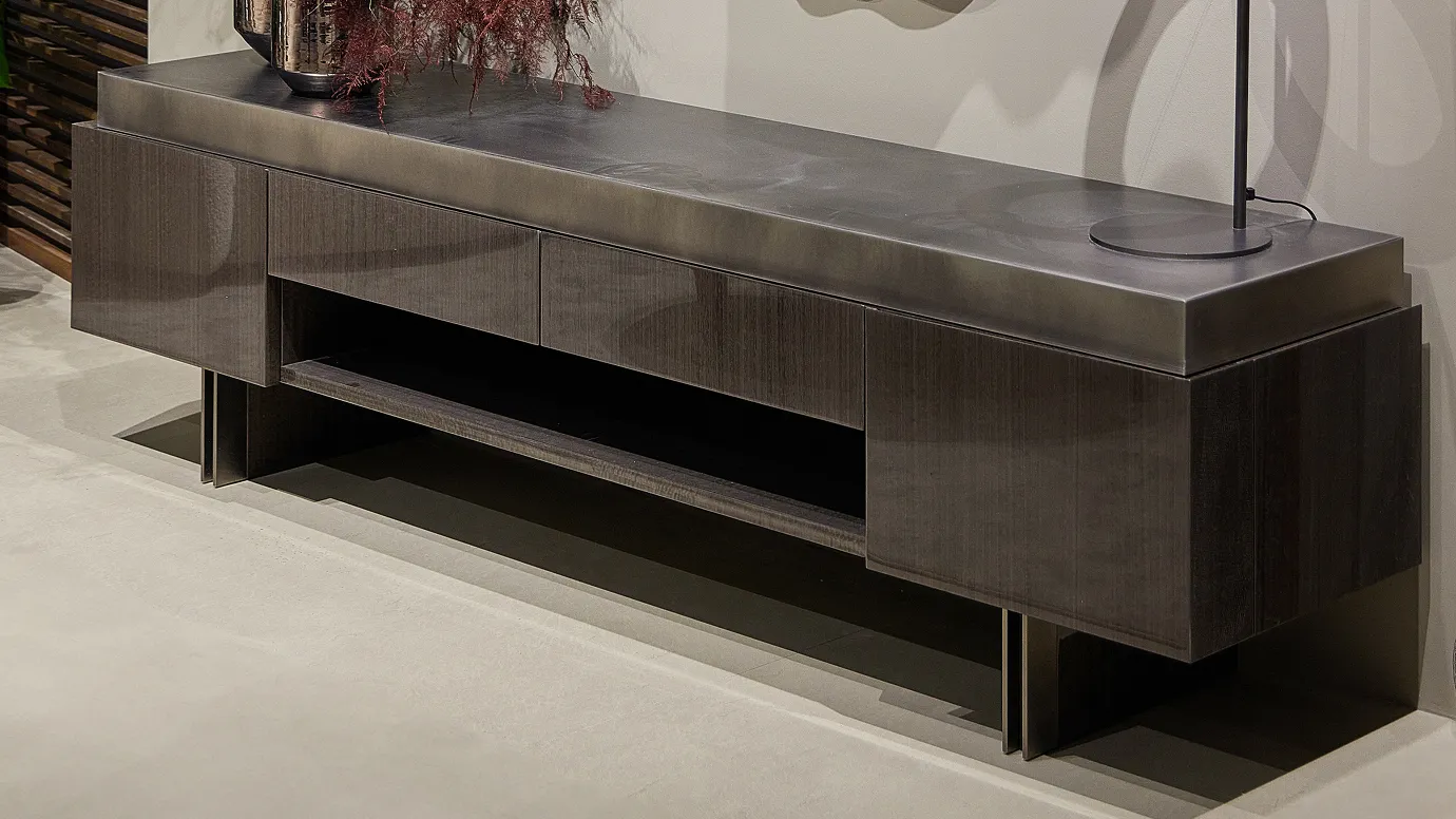 TV unit Stay