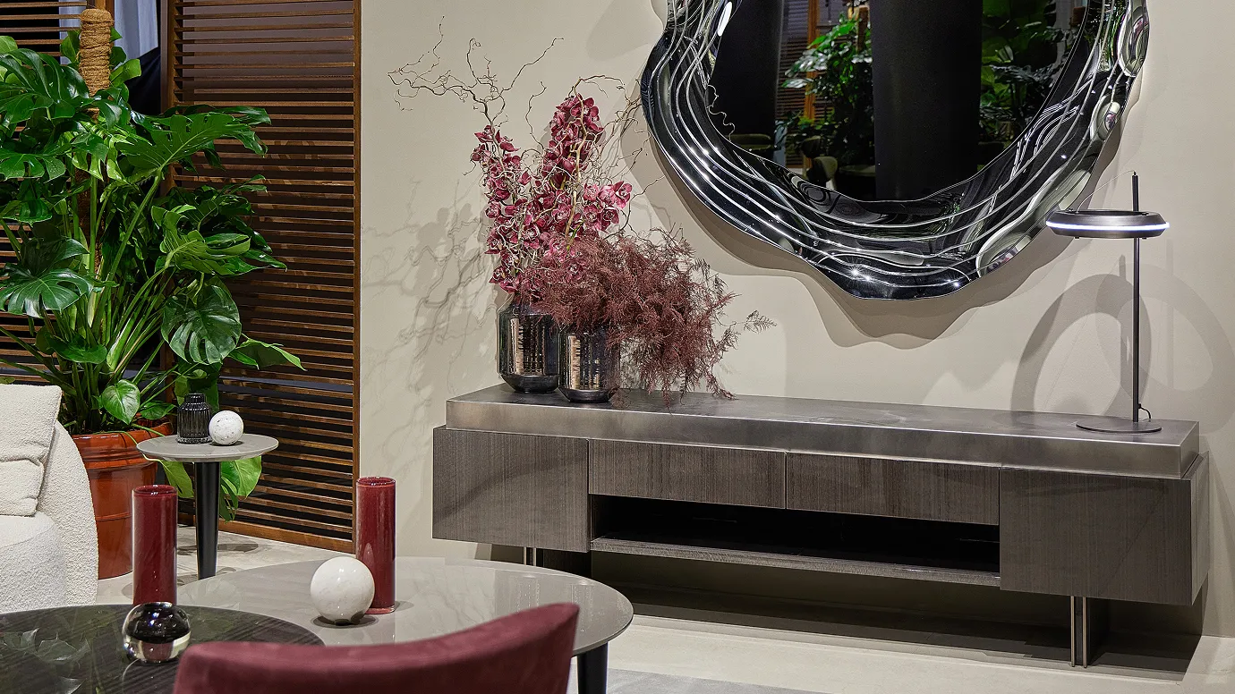 TV unit Stay
