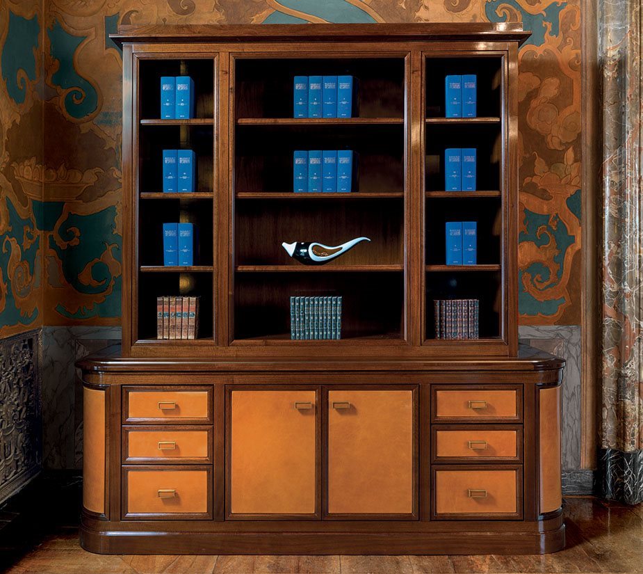G20 Bookcase
