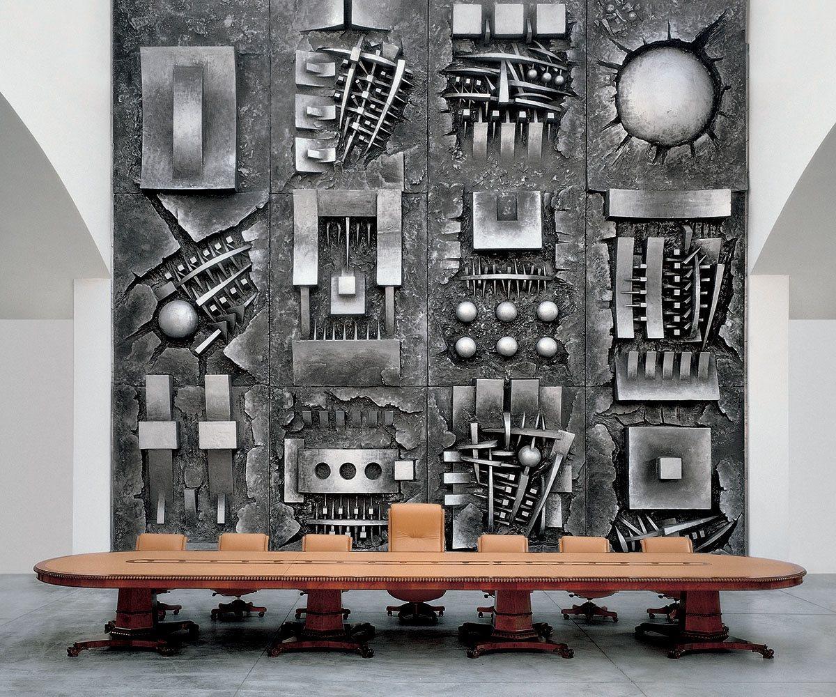 G7 Conference Table Special Piece