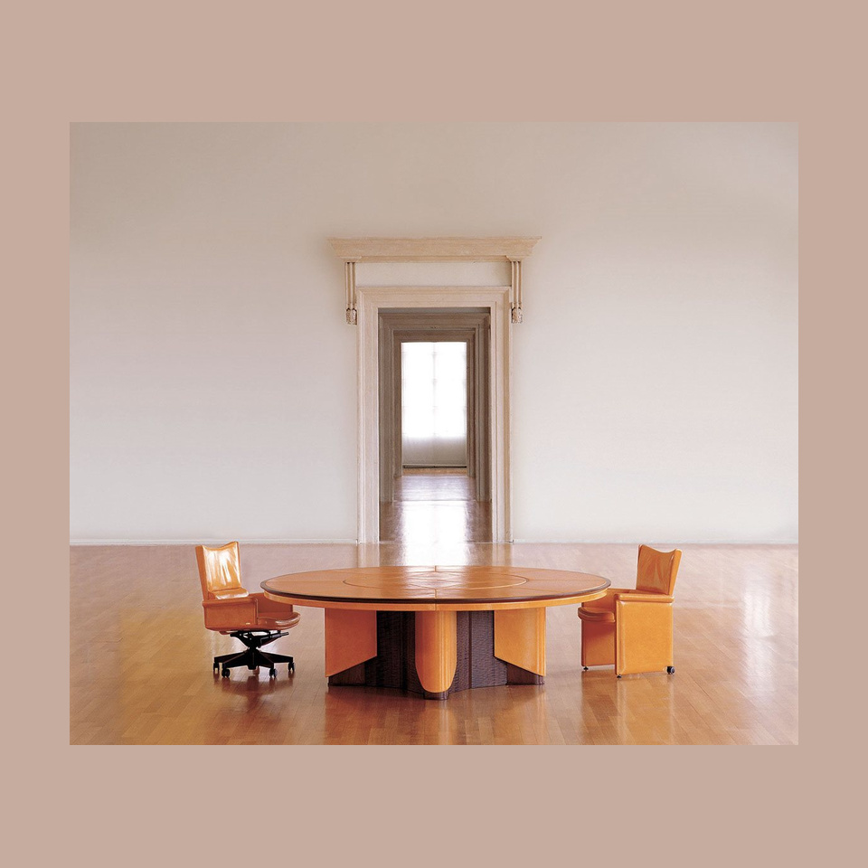 Planet Round Table