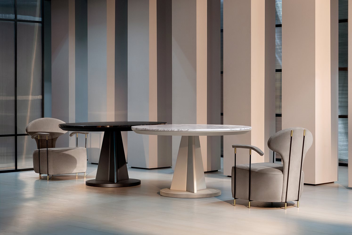Voyager Table