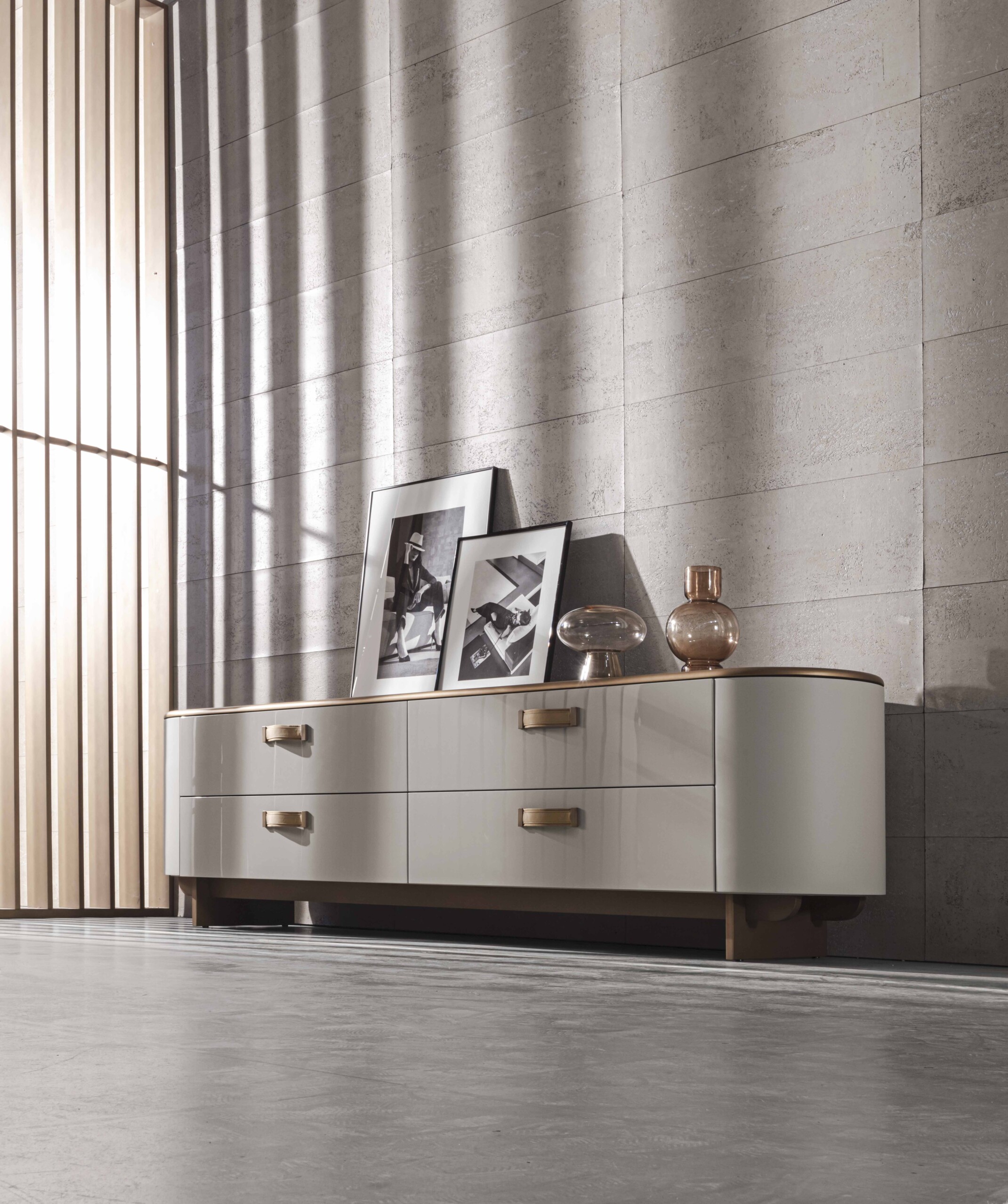 Alassio Chest