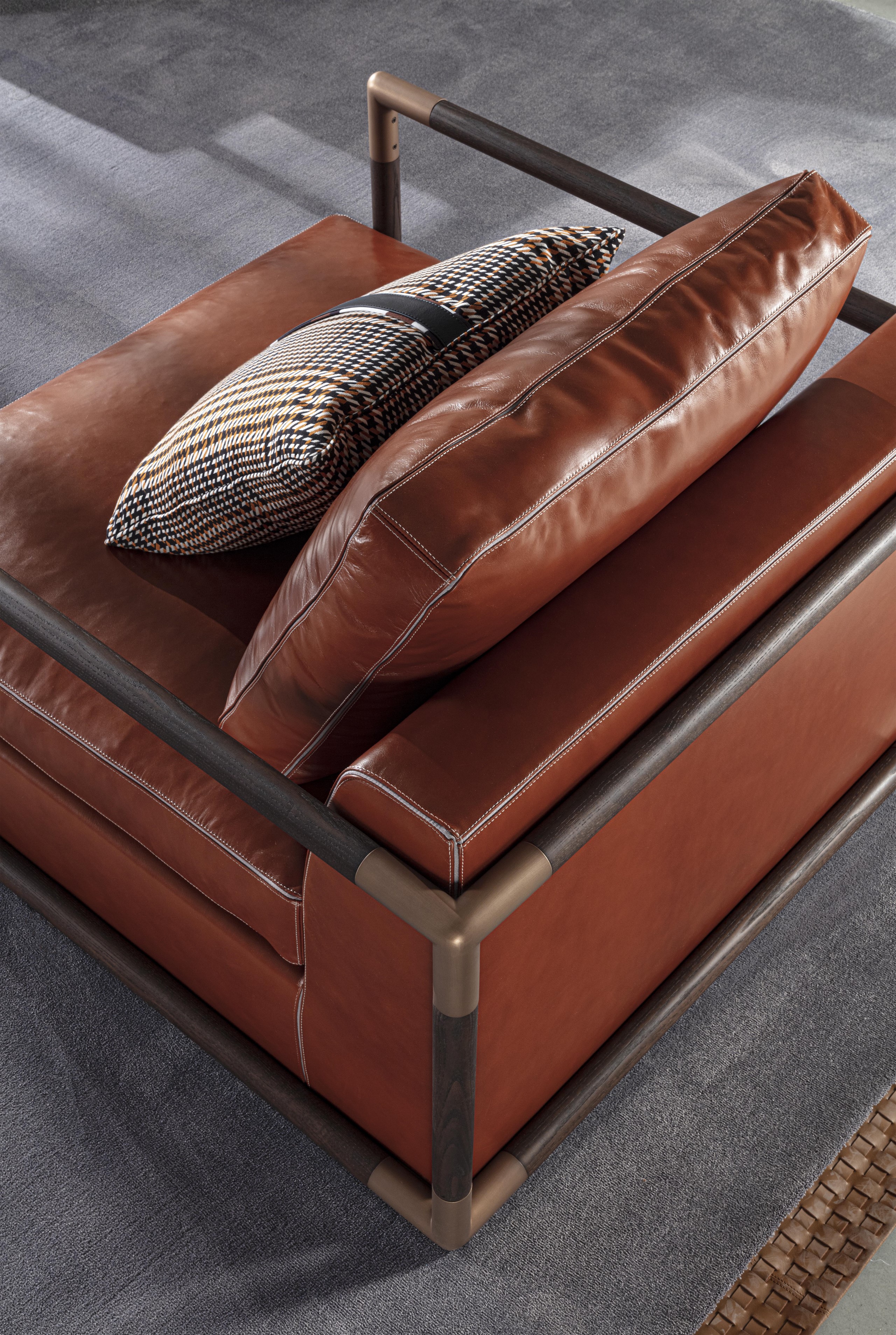Anzio Sofa