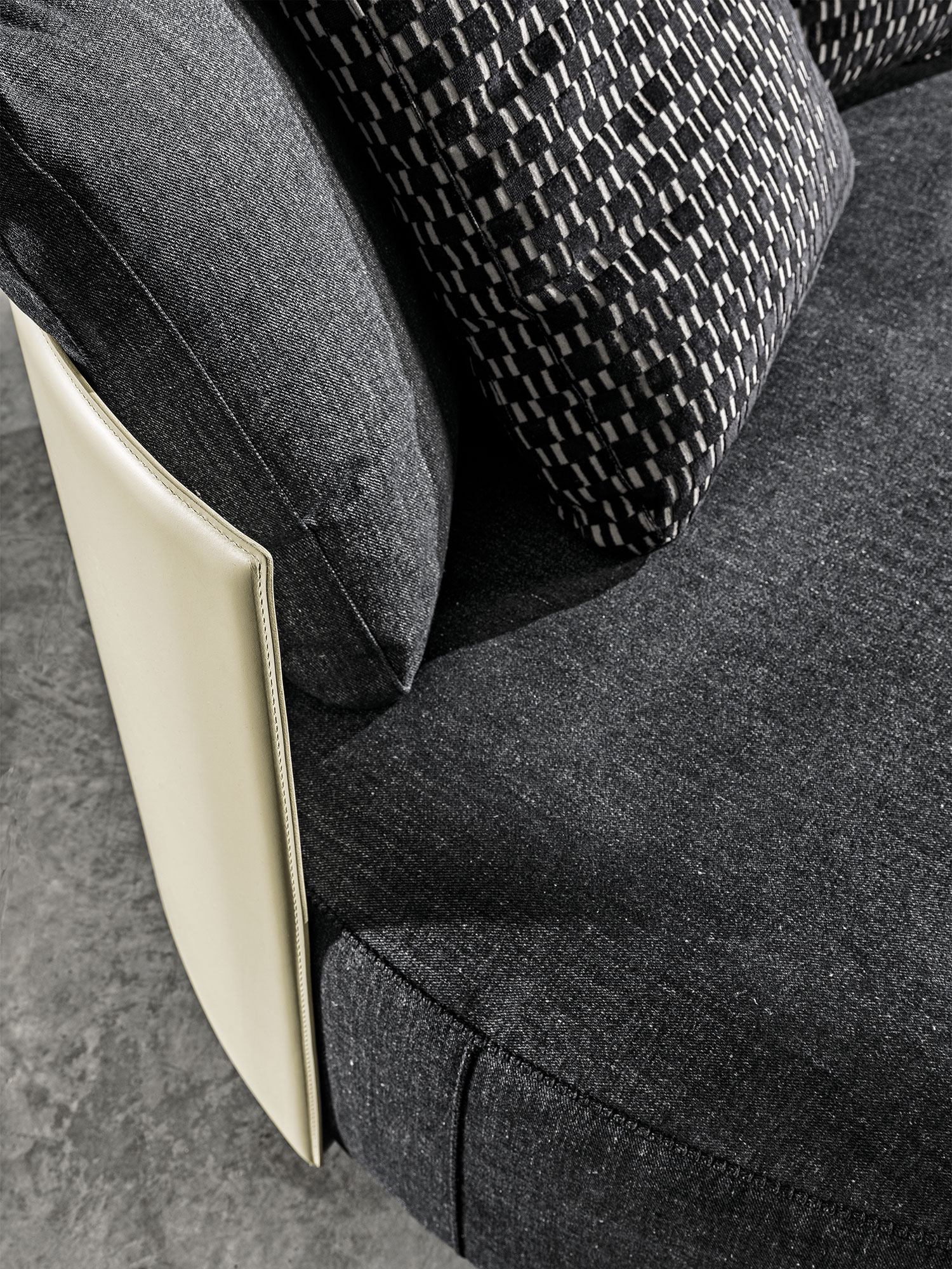 Corsocomo Armchair